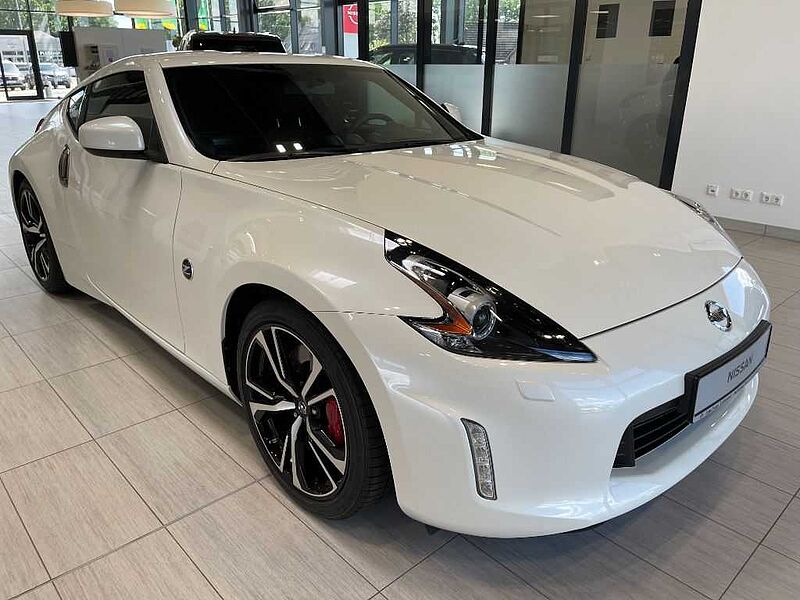 Nissan 370 Z Pack Navi Kamera Invidia Gemini Bose Leder