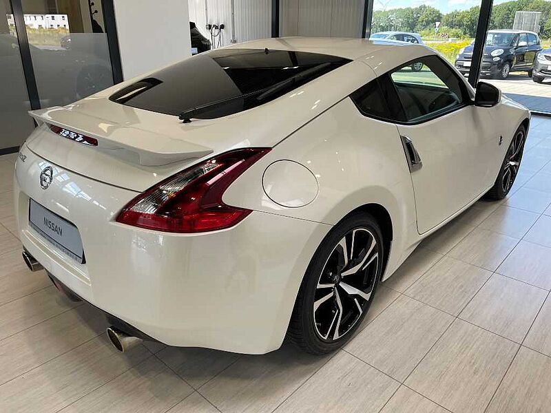 Nissan 370 Z Pack Navi Kamera Invidia Gemini Bose Leder