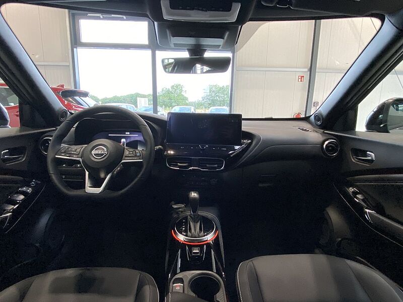 Nissan Juke 1.0 DIG-T DCT Tekna BOSE Rückfahrkamera