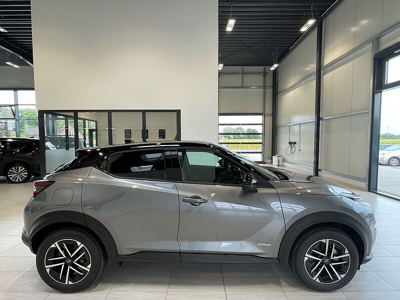 Nissan Juke 1.6 Hybrid 4AMT N-Connecta Winter Tech