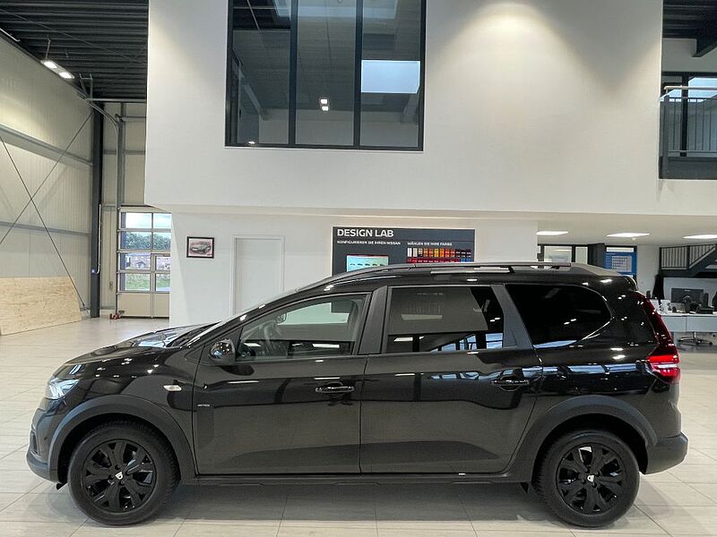 Dacia Jogger TCe 110 Extreme+ AHK Allwetterreifen